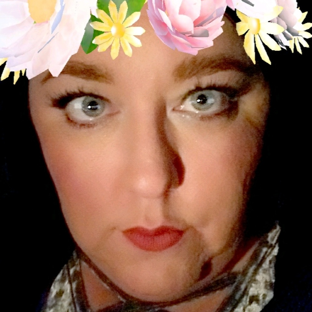 Meet your Posher, Hillary